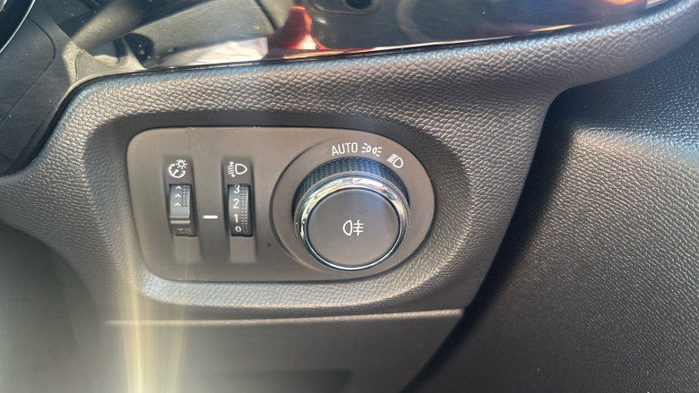 Vauxhall Corsa 1.2 Design 5dr Petrol Hatchback